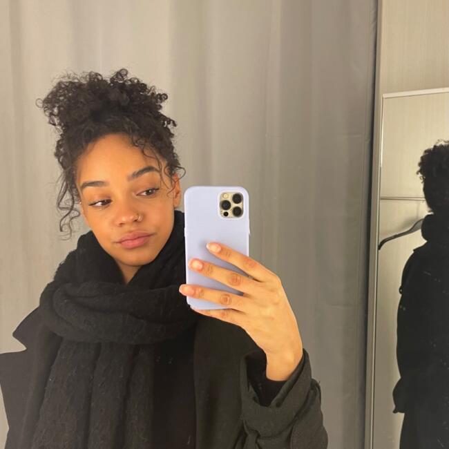 Babysitter in Steinfort: Chloé