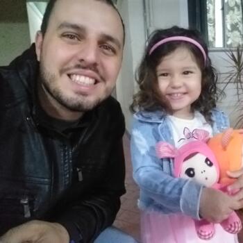 Emprego de babá em Londrina: emprego de babá DAVI DE