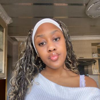 Babysitter Kempton Park: Thandolwethu