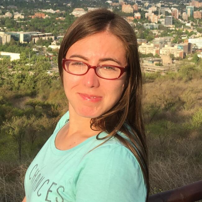 Babysitting job in La Reina: Lore