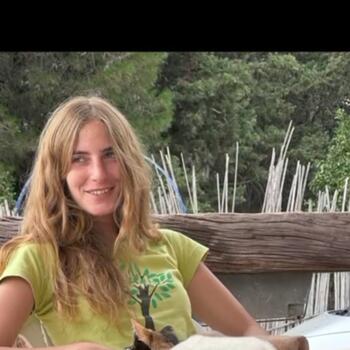 Babysitter in Lyon: Carlotta