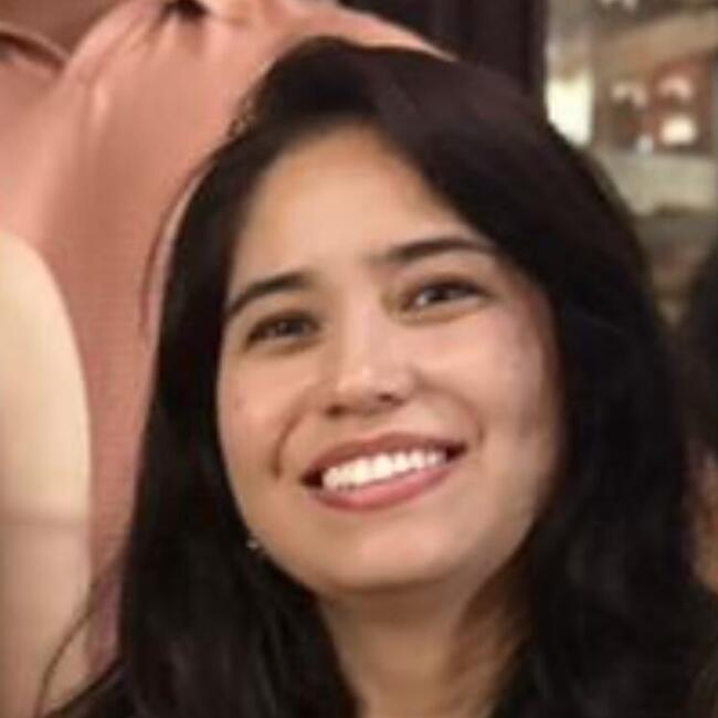 Babysitter in São Carlos: Rebeca