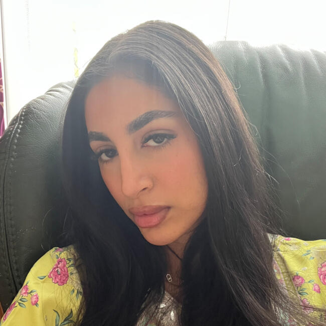 Babysitter in Rugby: Iqra