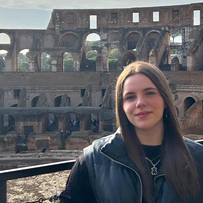 Canguro en Sarón: Julia