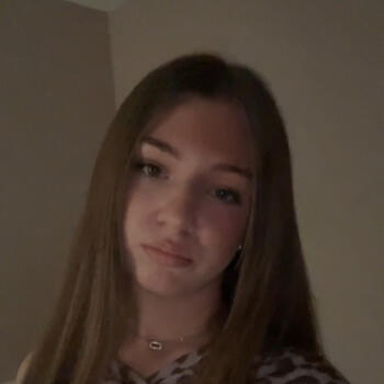 Babysitter Chambry (Hauts-de-France): Clara