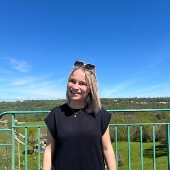 Babysitter in Saint-Laurent-de-Neste: Anaelle