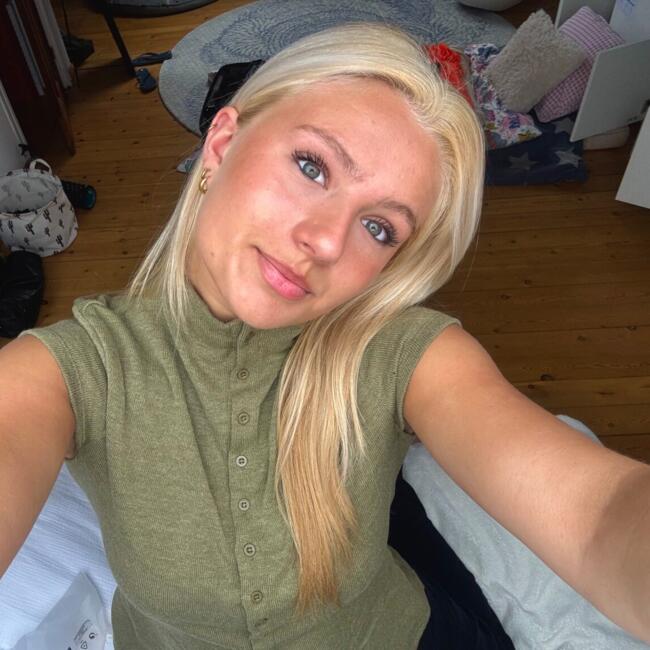 Babysitter in Tervuren: Youna