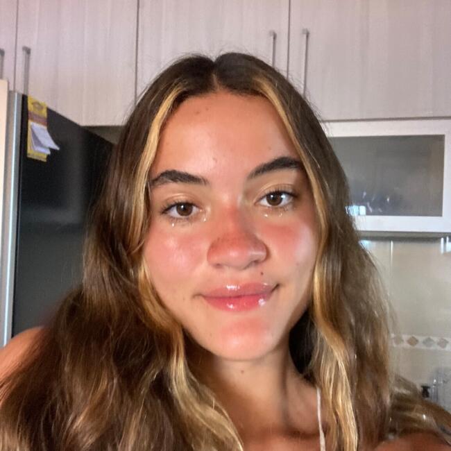 Babysitter in São Paulo: Laura