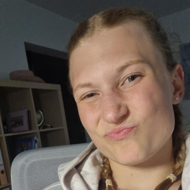 Babysitter in Steinheim an der Murr: Jolin