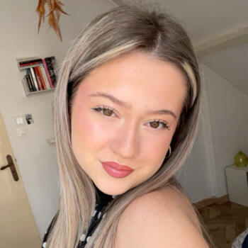 Babysitter Saint-Nicolas-de-Port: Emma