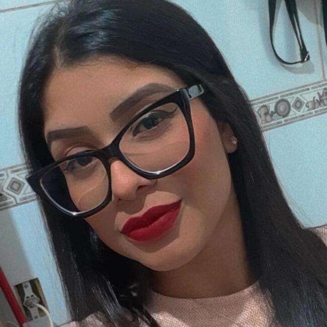 Babysitting job in São José (São José): Juliana