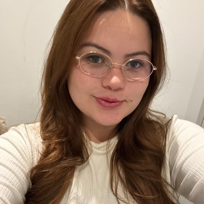 Babysitter in Limerick: Analia