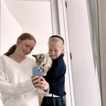 Babysitter in Orange: Jessie