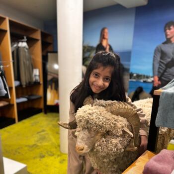 Babysitting job in White Rock: babysitting job Nikita