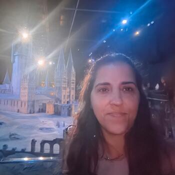 Babysitter em Ermesinde: Sara