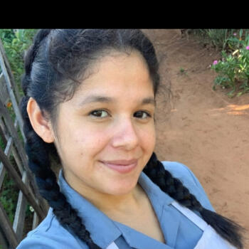 Babysitter in Itá: Carla