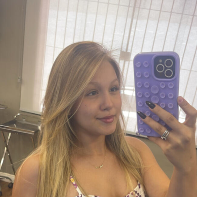 Babysitter in Belém: Maria Heloiza Brito
