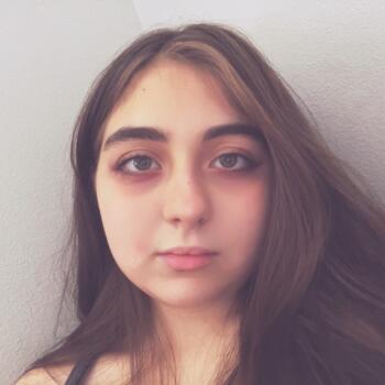 Babysitter in Lee's Summit: Jess