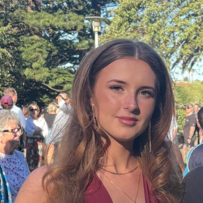 Babysitter in Newcastle: Grace