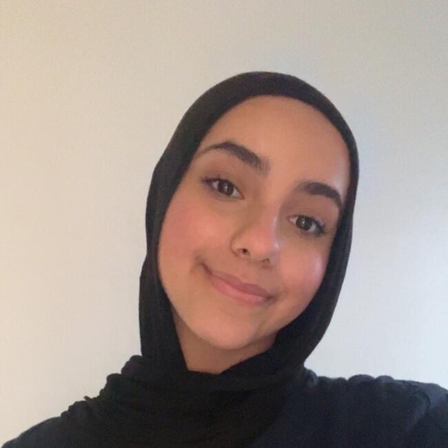Babysitter in Wollongong: Hiba
