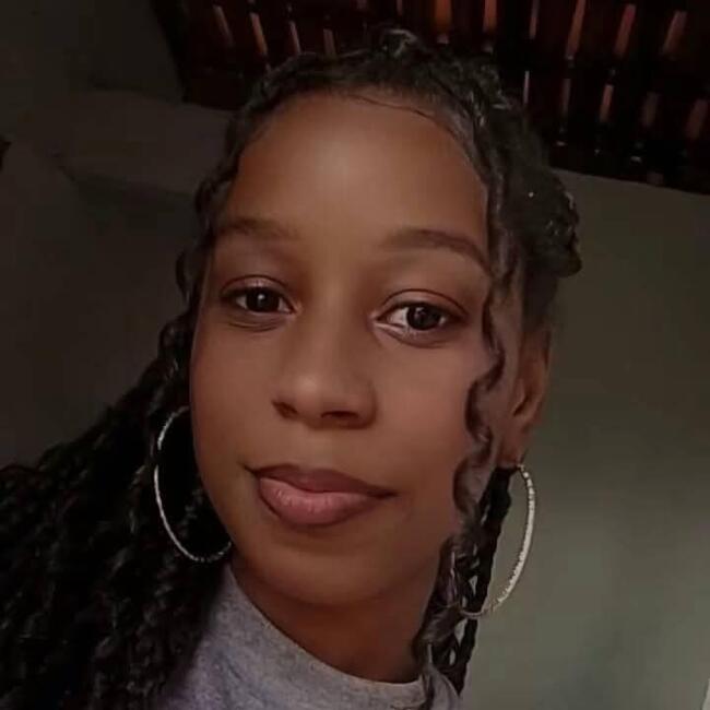 Babysitter in Feira de Santana: Stefanie