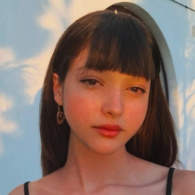 Babysitter in Oviedo: Aurora