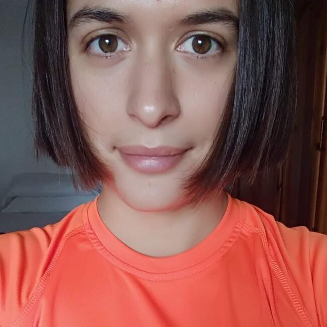 Babysitter in Petroúpolis: Maria