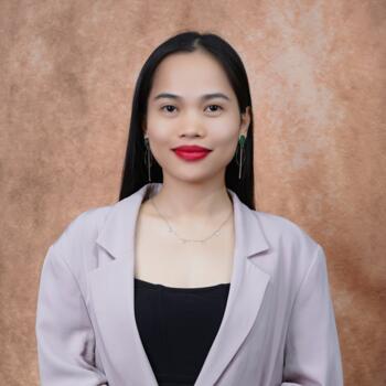 Babysitter in Dubai: Mikee