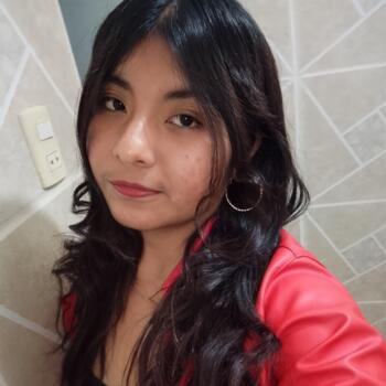 Babysitter Lima: Jhade