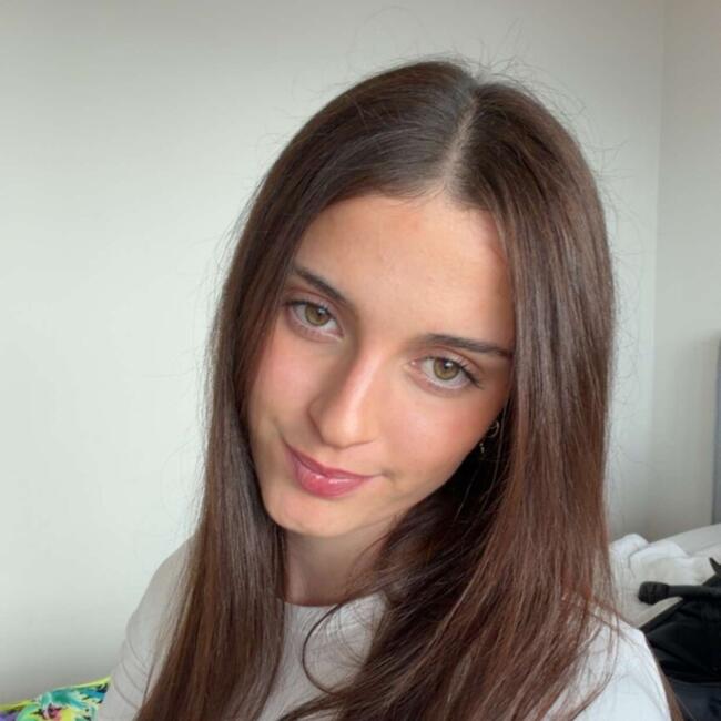 Babysitter in Gold Coast: Alice