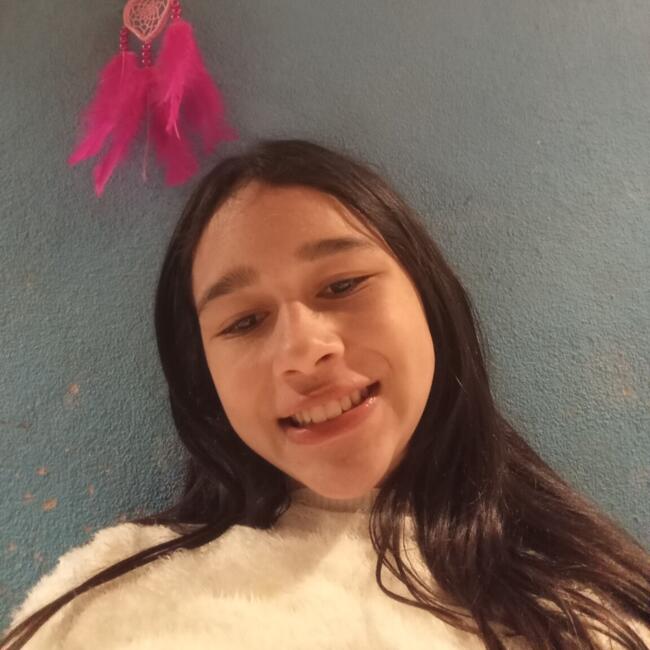Babá em Tucunduva: Taciany