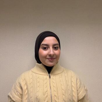 Babysitter in Woluwe-Saint-Lambert: Malak