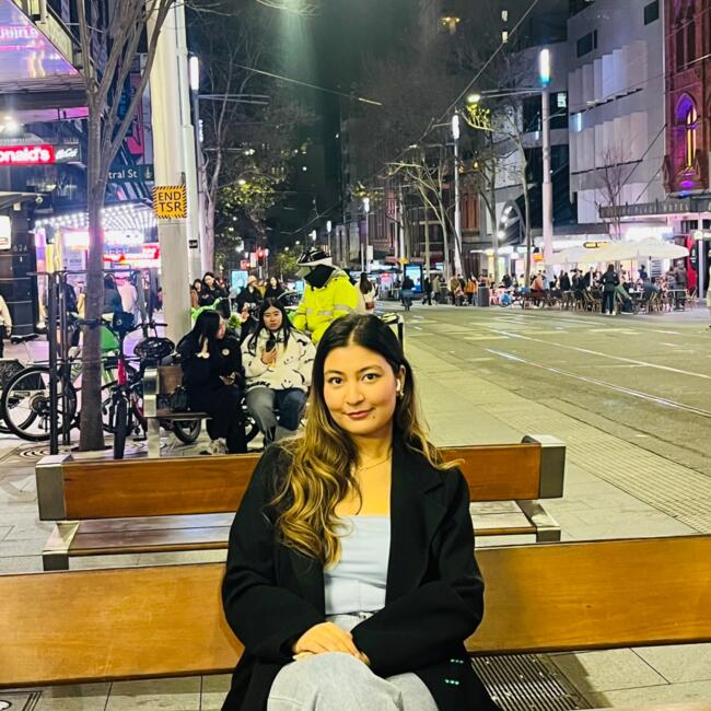 Babysitter in Sydney: Aakanchhya
