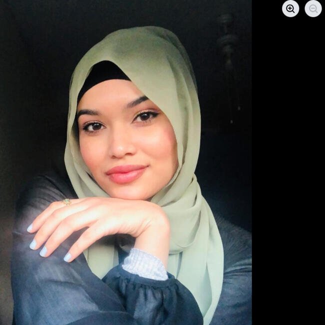 Babysitter a Milano: Amina