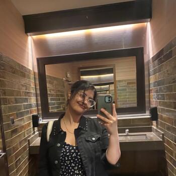 Nounou Brampton: Keerat