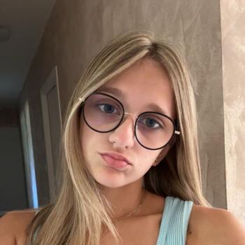 Baby-sitter Montchanin: Louane