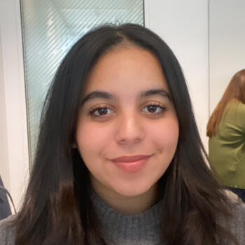 Babysitter in Puteaux: Abrar