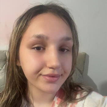 Babysitter Llansamlet Community: Kaci