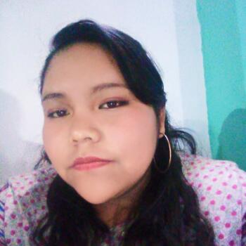 Babysitter in Lerma de Villada: Karen