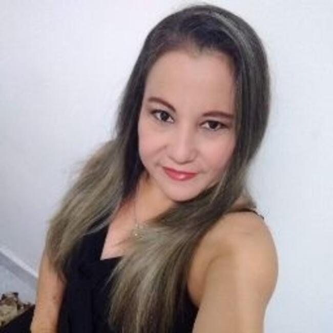 Babysitter στην περιοχή Μπαρρανκίγια: Dianis edith