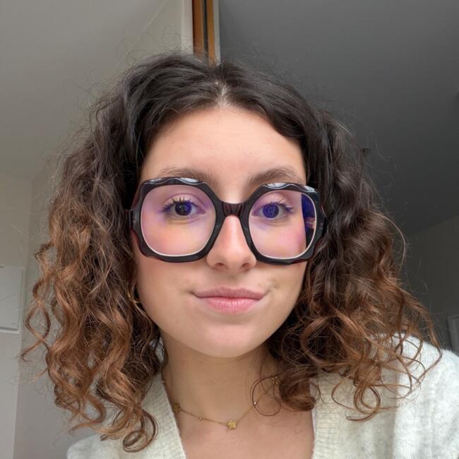 Babysitter in Auckland: Léane