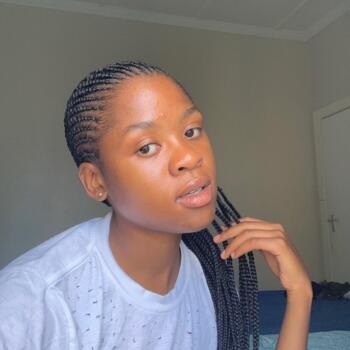 Babysitter in Centurion: Keletso