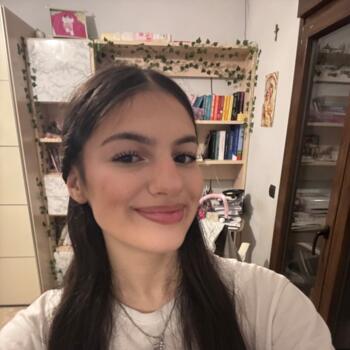 Babysitter in Thessaloniki: Ειρήνη