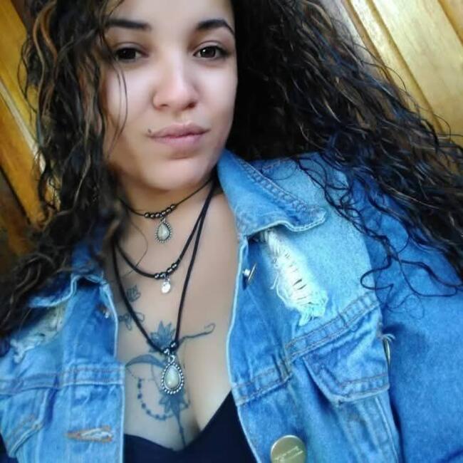 Babysitter in Ponta Grossa: Gabriele aparecida