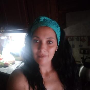 Niñera Berazategui: Erica