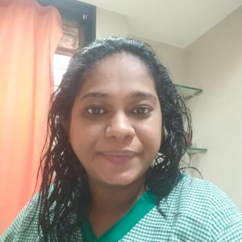 माता-पिता बम्बई: Sonali