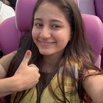 Babysitter Mumbai: Navya