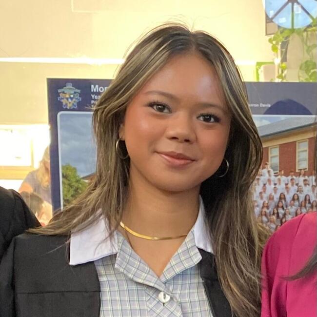 Babysitter in Melbourne: Jenelle