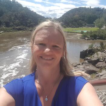 Babysitter in Ballarat: Joanne