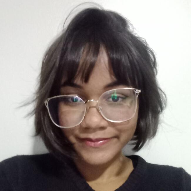 Babysitter in Irecê: Natassila
